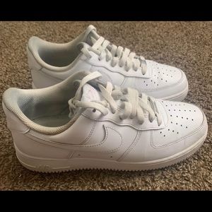 Mid condition air force 1s